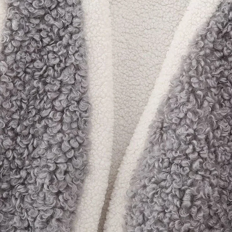 Женский зимний теплый жилет из овечьей шерсти