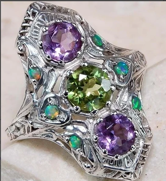 

Micro-encrusted Zircon Pink Diamond Colorful Ring Female Luxury High-end Wedding Niche Temperament Hand Jewelry