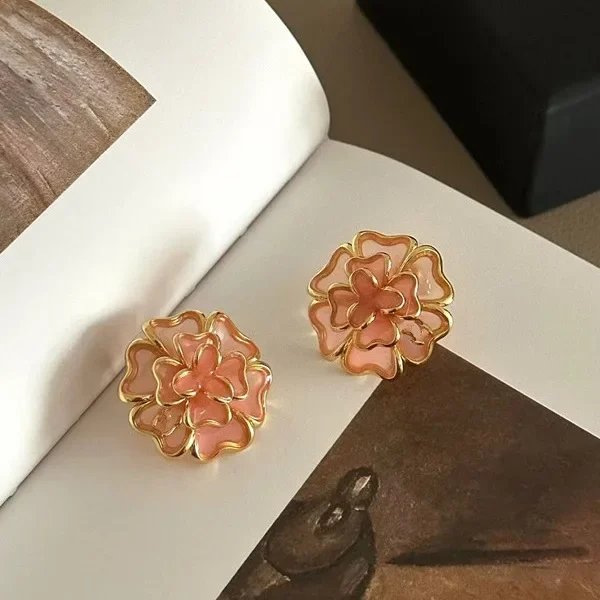 Простые серьги в летнем стиле с нишевым дизайном High Sense