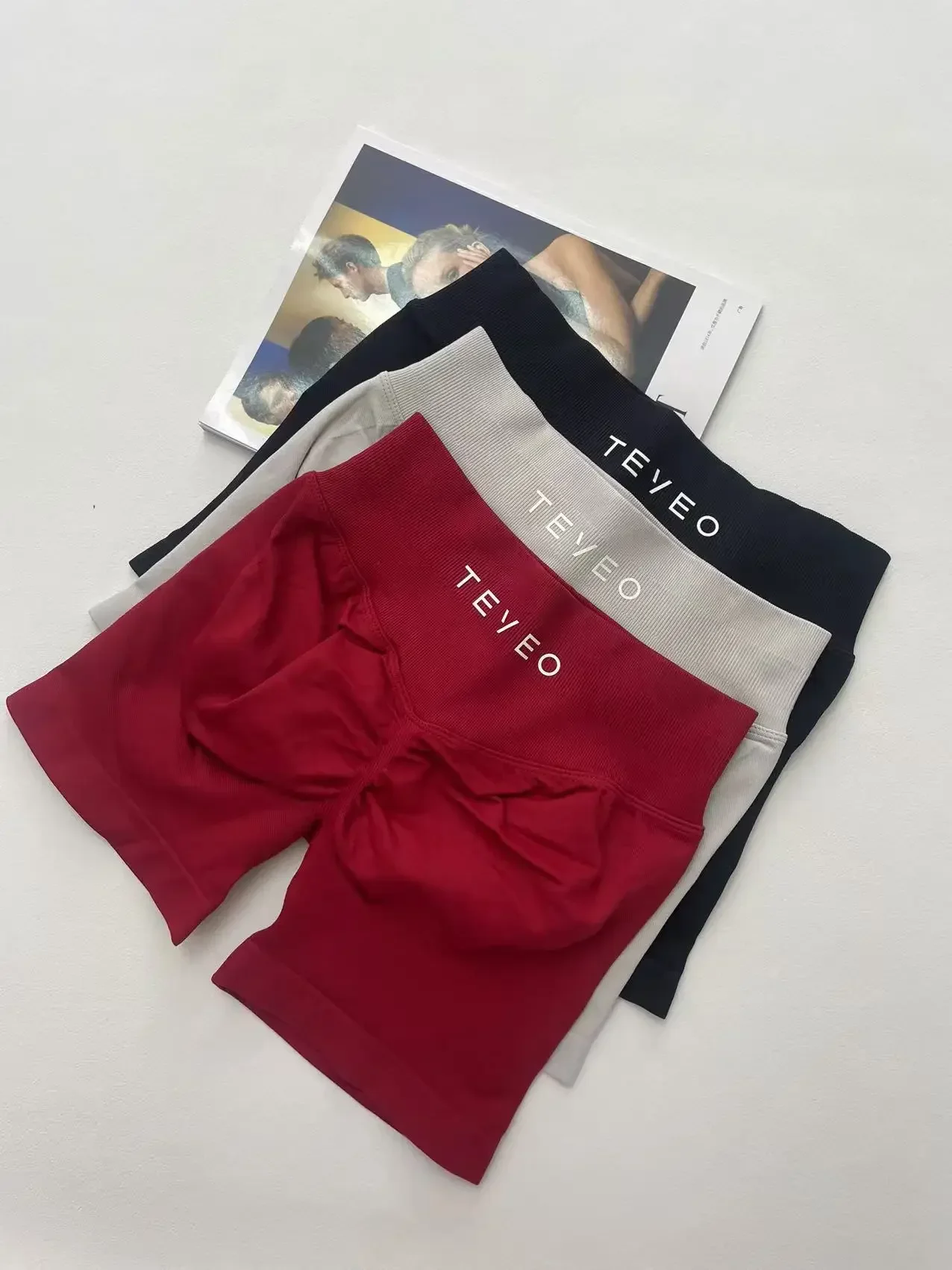 TEVEO женские шорты для йоги эластичные дышащие персиковые бега на бедрах