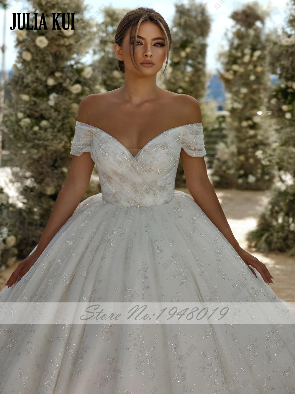 Julia Kui элегантное бальное платье с открытыми плечами и рукавами свадебное