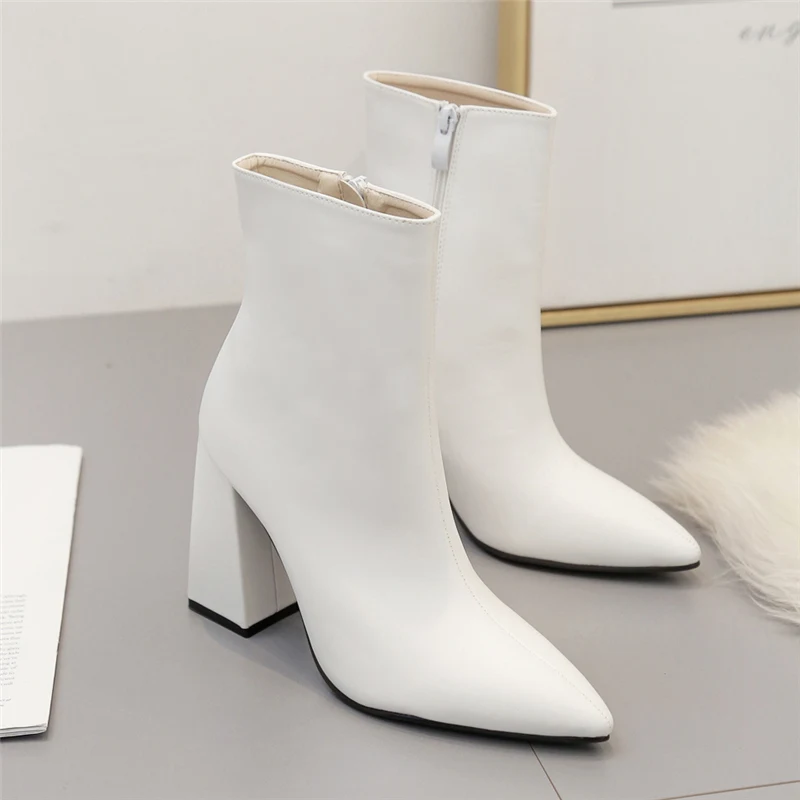 

2022 Fashion Women 10.5cm High Heels Ankle Boots Fetish Sock Boots Soft Leather Block White Heels Chunky Boots Scarpins Shoes