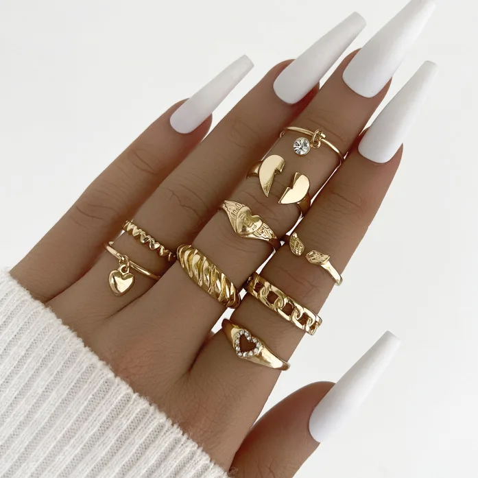 

2022 Trend heart crown ring set bulk gold color jewelry heart shell engraved luxury ring for women rings set for all fingers