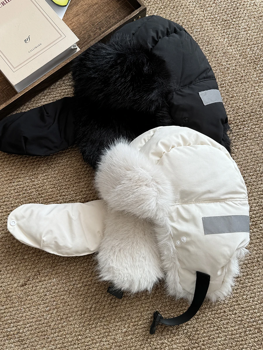 Лыжная шапка женская зимняя на флисовой подкладке утолщенная уличная