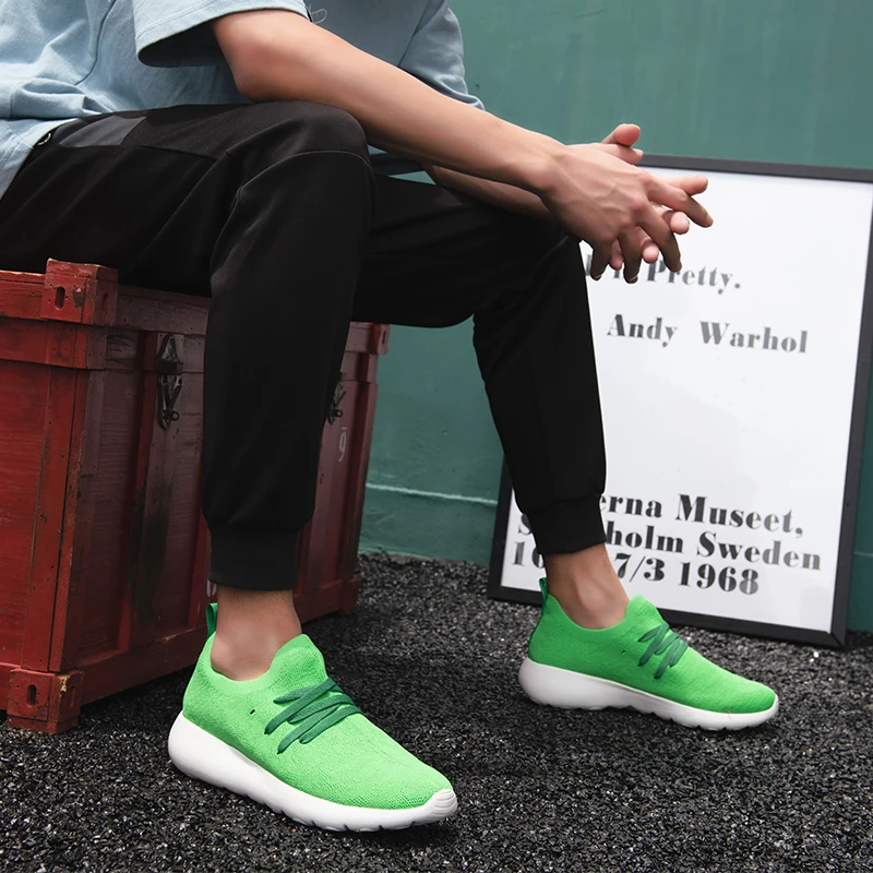 

Fashion Men's Breathable Skateboard Shoes Men's Fashion Sneakers High Quality Sneakers Casual Mesh Breathable Running Shoes