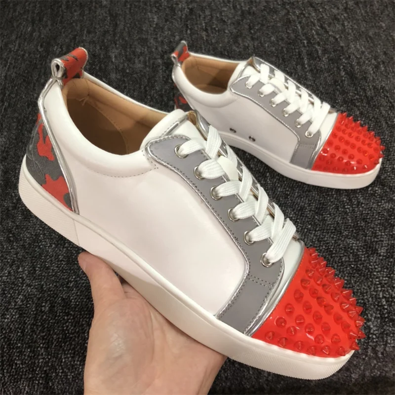 

Luxury Designer Red Bottoms White Real Leather Rivets Low Top Tennis Shoes For Men's Casual Flats Loafer Women's Spikes Sneakers