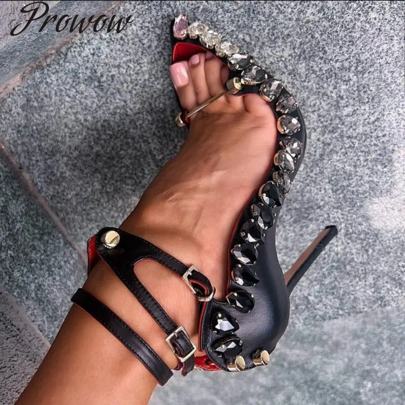 

Big Diamond Decorated Ankle Strap Pumps Women Metallic Rivets Stiletto Heels Dress Party Runway Shoes Lady Pointed Toe Shoes Hot