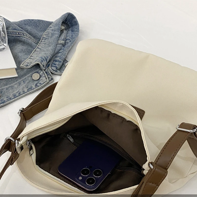 Женская дизайнерская сумка через плечо