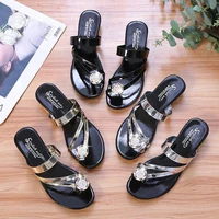 womens slippers outdoor summer new fashion rhinestone sandals plus size european comfort flat slippers female shoes 2022