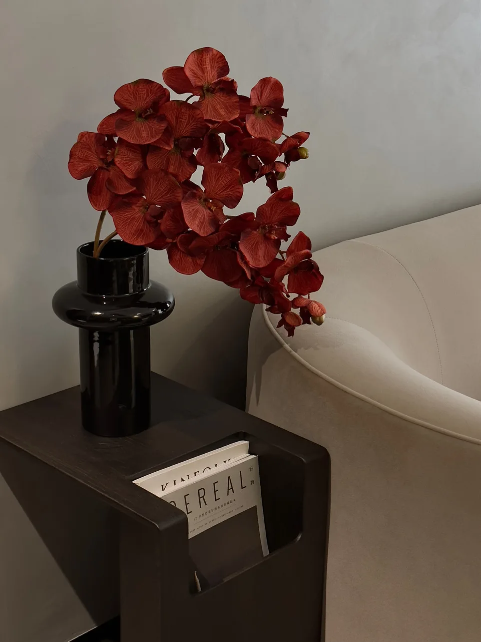 

Ceramic Vase Modern Simple French Vase Decoration Ornaments Creative Hotel Living Room Home