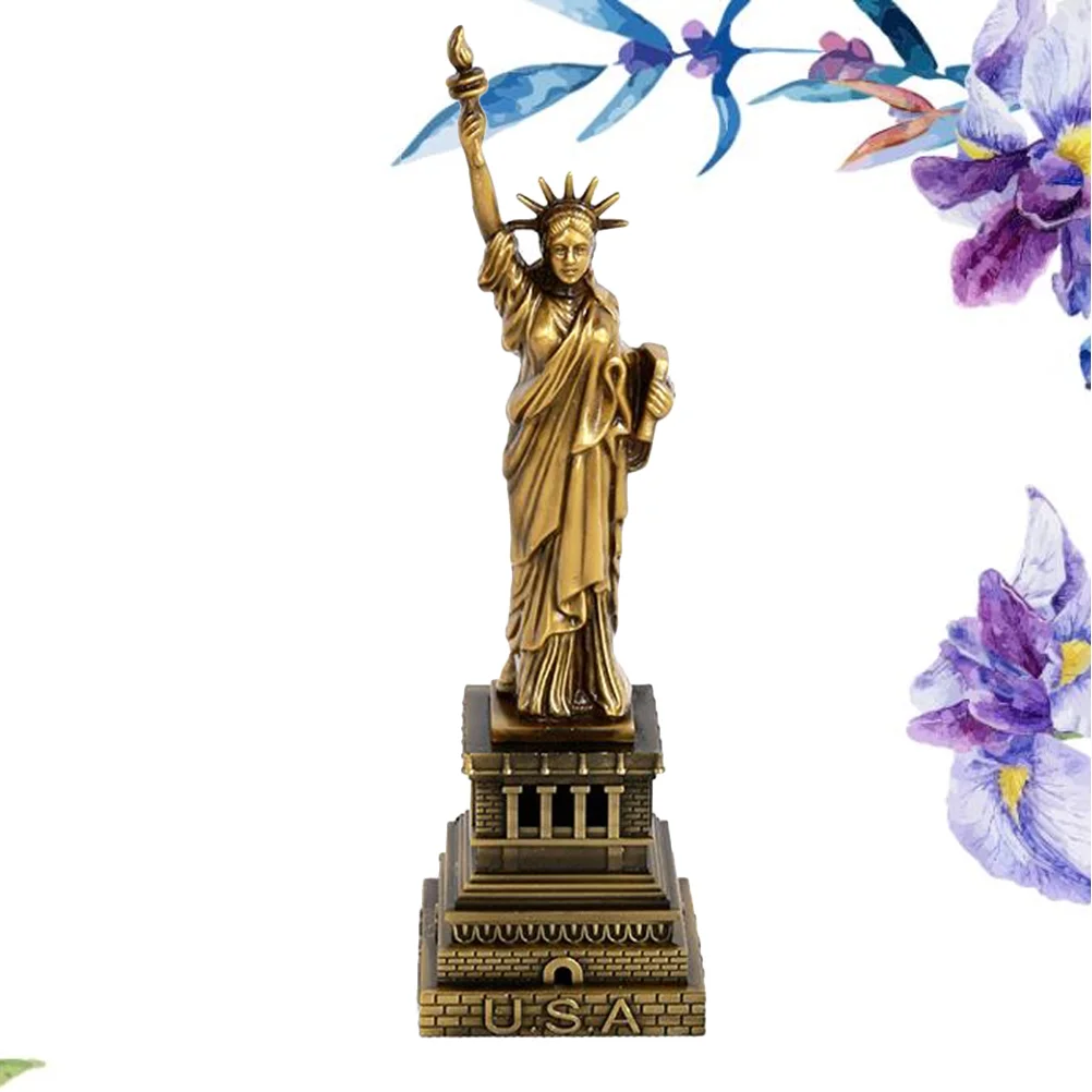 

Independence Day Decorations Statue Liberty European Style American Metal Ornament New york souvenir Figurines