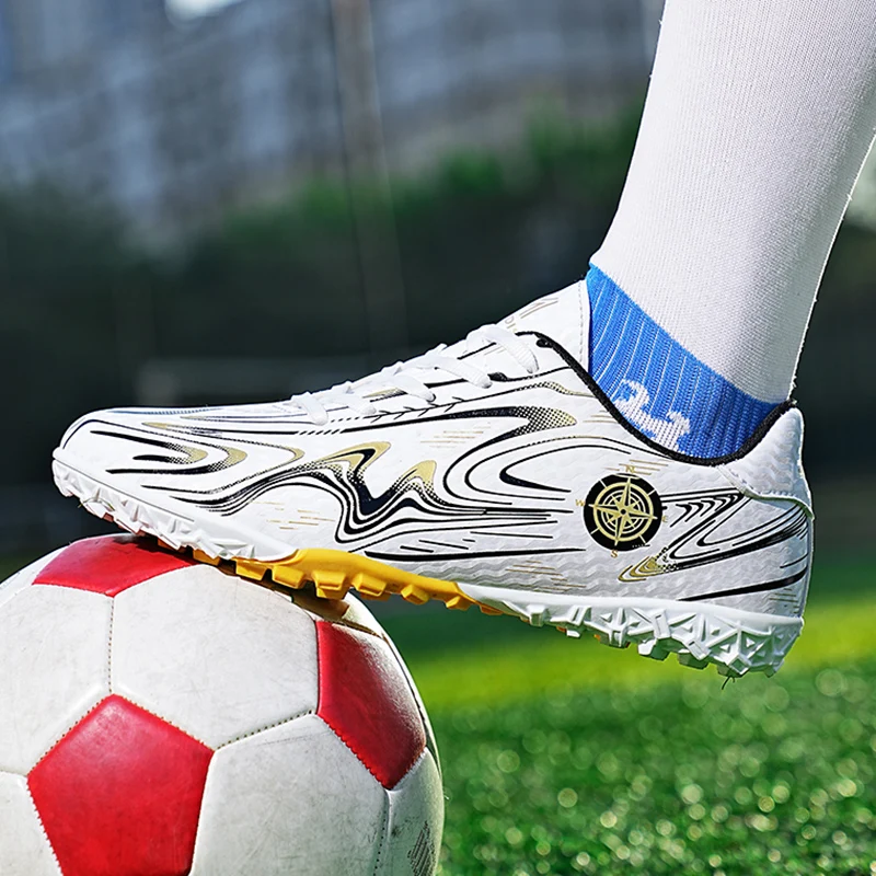 New Men's Grass Outdoor Soccer Shoes Children's High Ankle Women's Soccer Shoes Cleats Training Game Sneakers