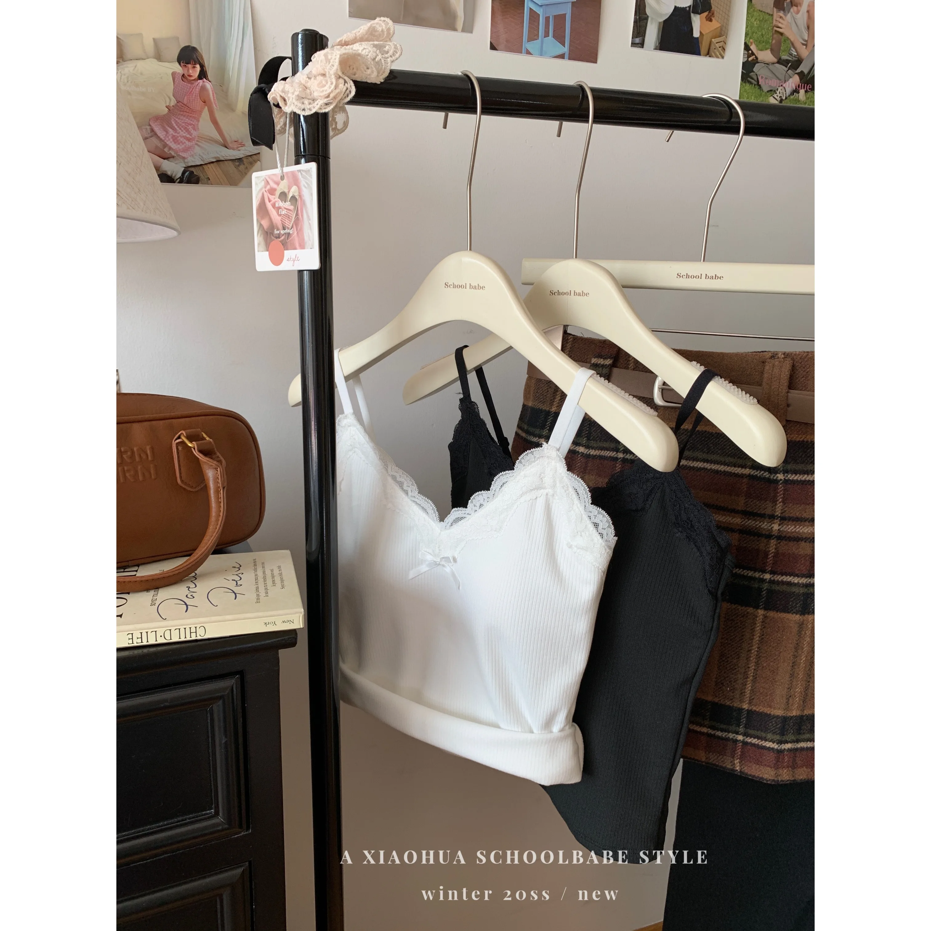 Gyaru Lace Stitching Cami Women 2024 New Autumn and Winter Inner wear With Chest Pad Slim fit Knitted Base Top