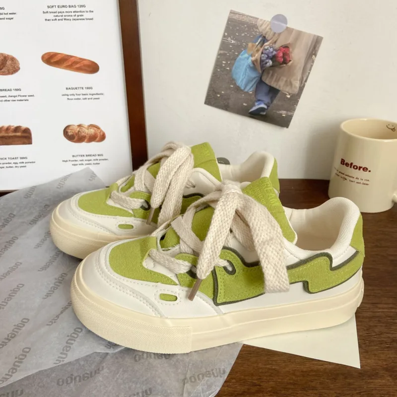 2023 New Y2K Pink Sneakers With Heart Shoes Female Campus Casual Fashion Traf Women Flat Shoes Designer Luxury Gray Sneakers Yk2