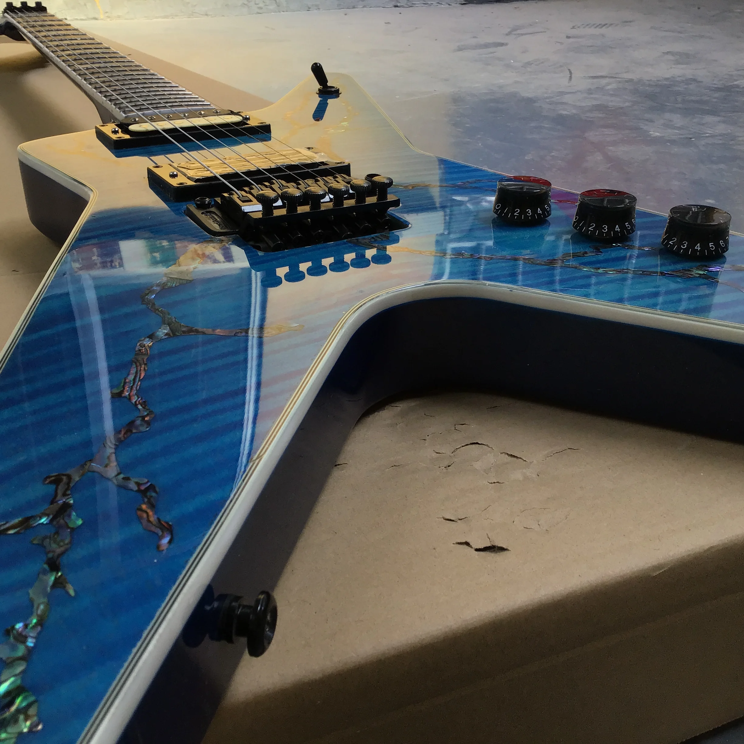 6-струнная электрическая гитара поверхность с Рисунком Тигра цветная