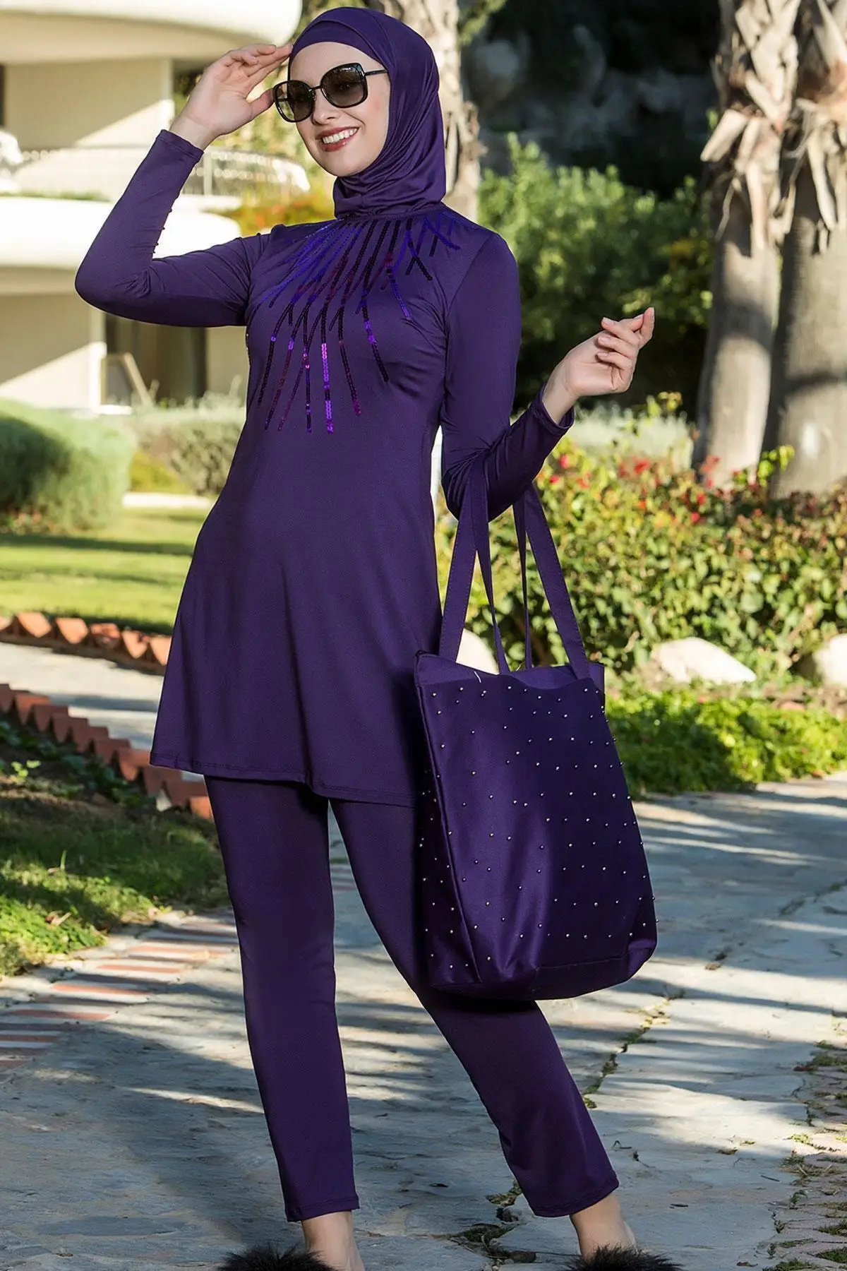

Muslim Burkinis Sequin Long Sleeve Swimwear Modest Summer Clothing Hijab Sport Swimsuit Islamic Full Cover