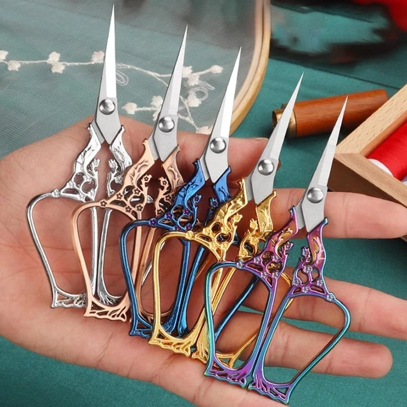 

1Pc Vintage Retro Scissors Embroidery Stainless Steel Tip Sewing Shears Handicraft DIY Tools For Antique Handicraft Sewing Tools