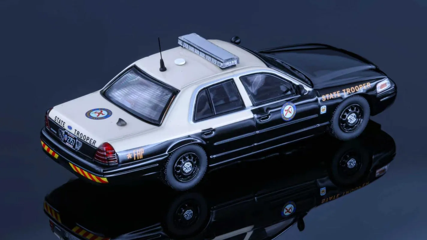 В наличии: Модель полицейского автомобиля FHP штата Флорида, масштаб 1:64, из сплава, имитация, игрушка для мальчика, подарок, коллекционная статуэтка для комнаты. (art.: 3920dc479f07a) - 3920dc479f07a