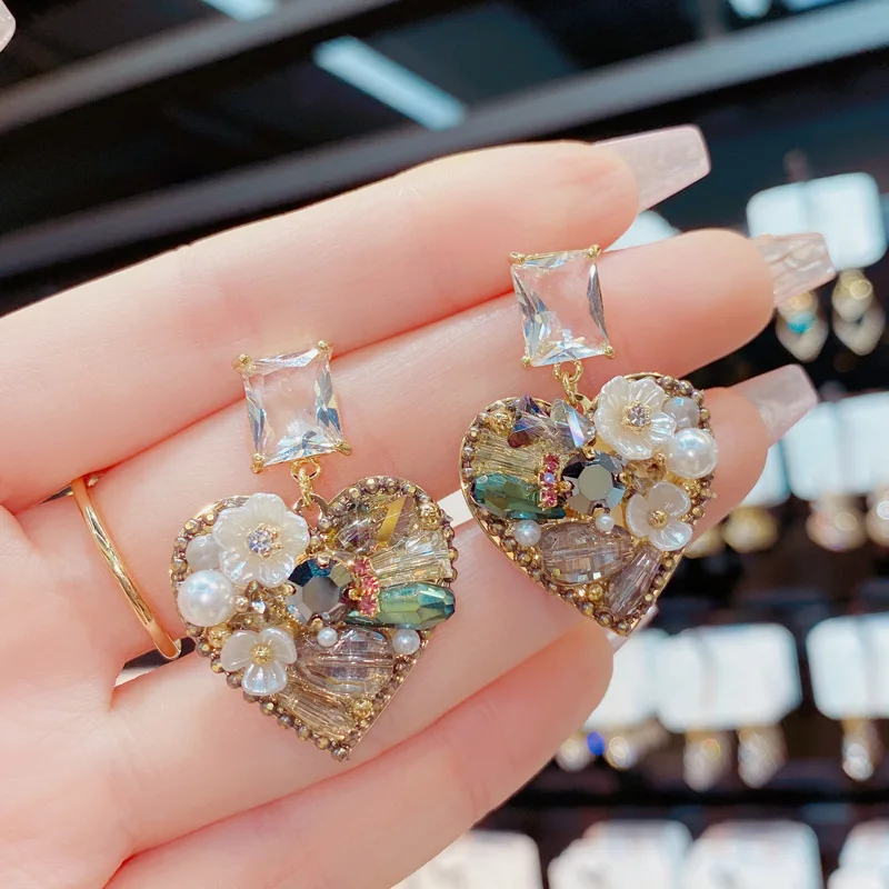 

Korean Vintage Handmade Square Crystal Peach Heart Earrings Earrings