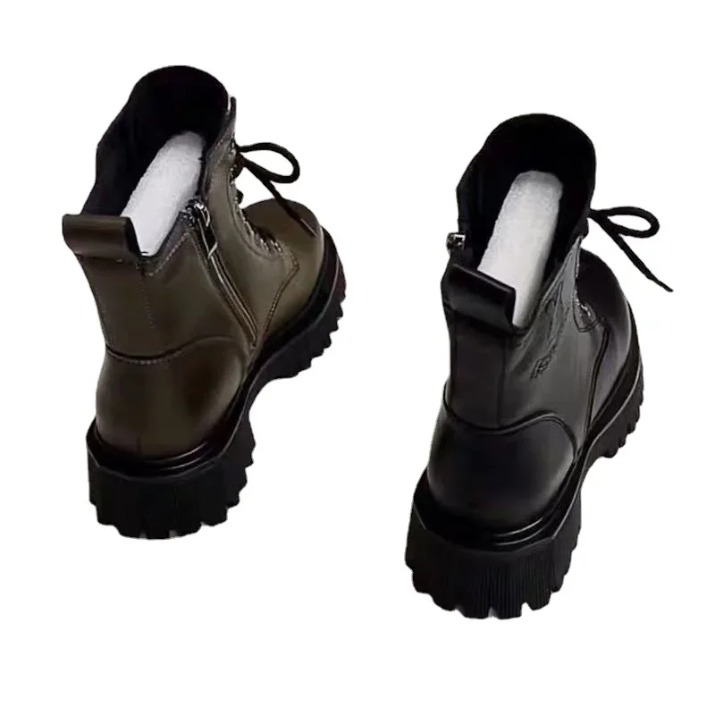 Женские ботинки на платформе Botines