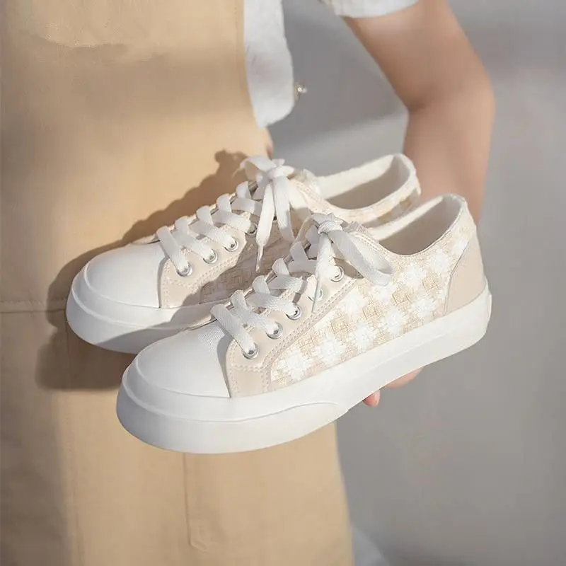 Autumn Sweet Canvas Sneakers New 2022 Korean Fashion Harajuku Shoes for Women Casual Breathable Daily Wear Ladies Footwear