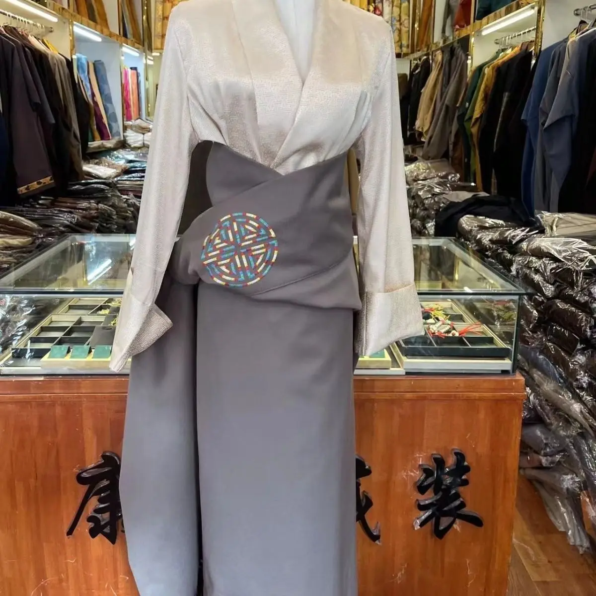 2024 новая тибетская женская юбка для этнических танцев с вышивкой Kangba Guozhuang