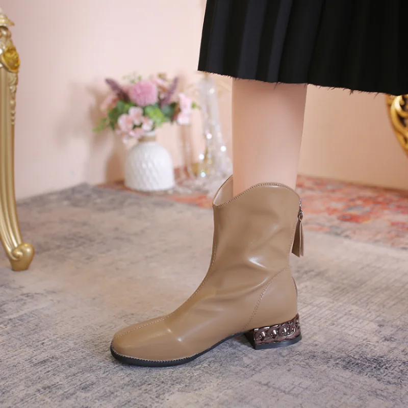 

Женские ботильоны, зимняя обувь на низком каблуке, женские короткие эластичные кожаные ботинки челси в готическом стиле, черные, коричневые...