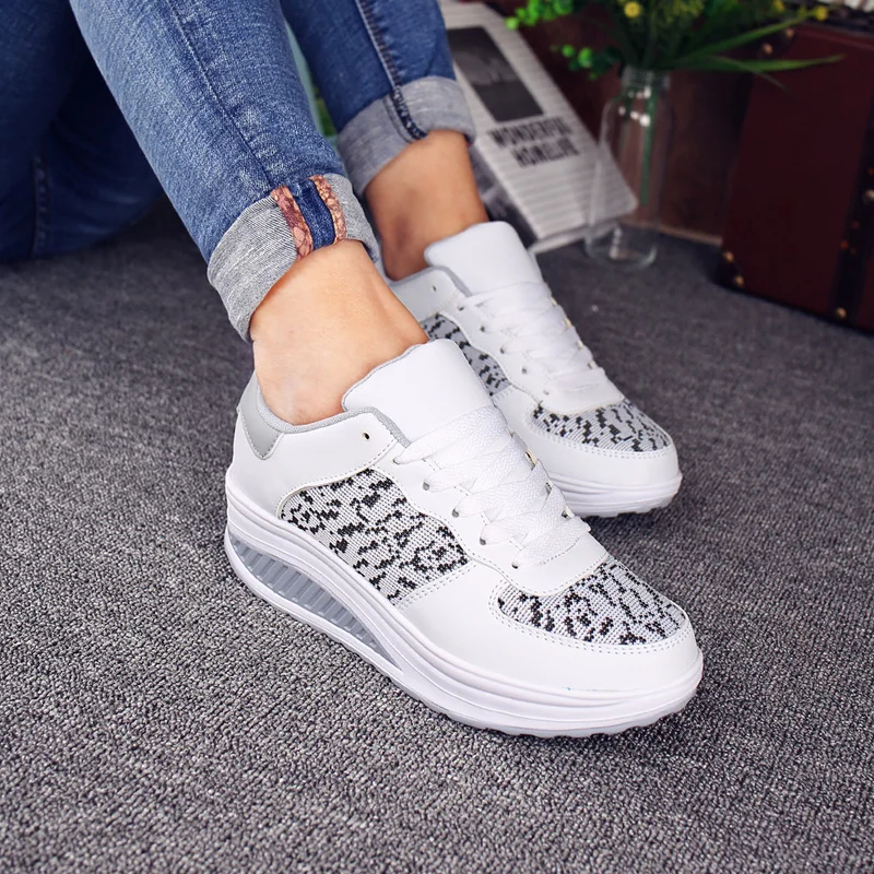 Sneakers Women's Walking Shoes Fashion Wedges Comfortable Shake Shoes Fitness Casual Platform Casual Shoes