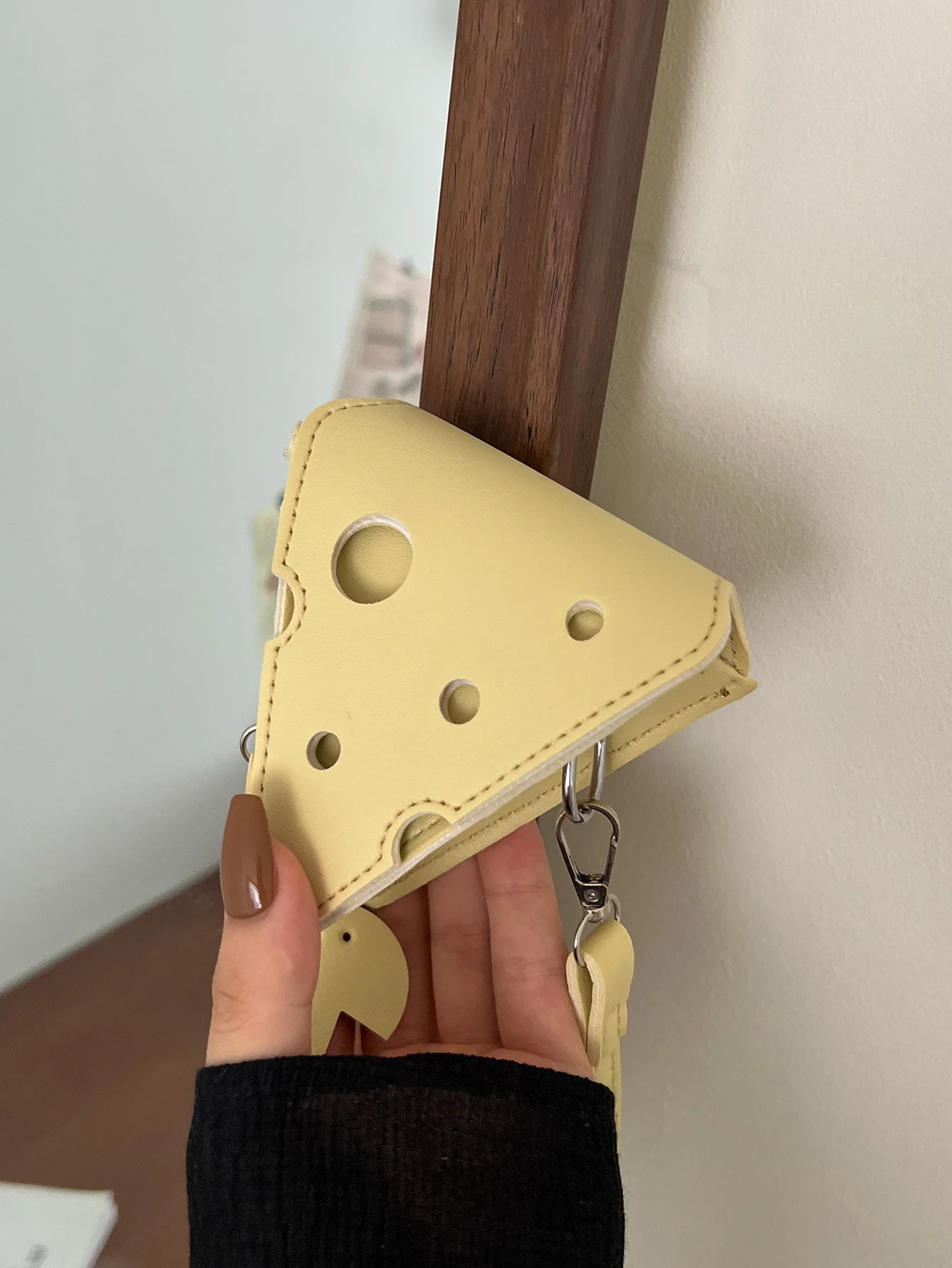 

Crossbody Bags for Women Purses and Handbags New Waterproof Female Foreign Style Texture Niche French Cute Mini Cheese Bag
