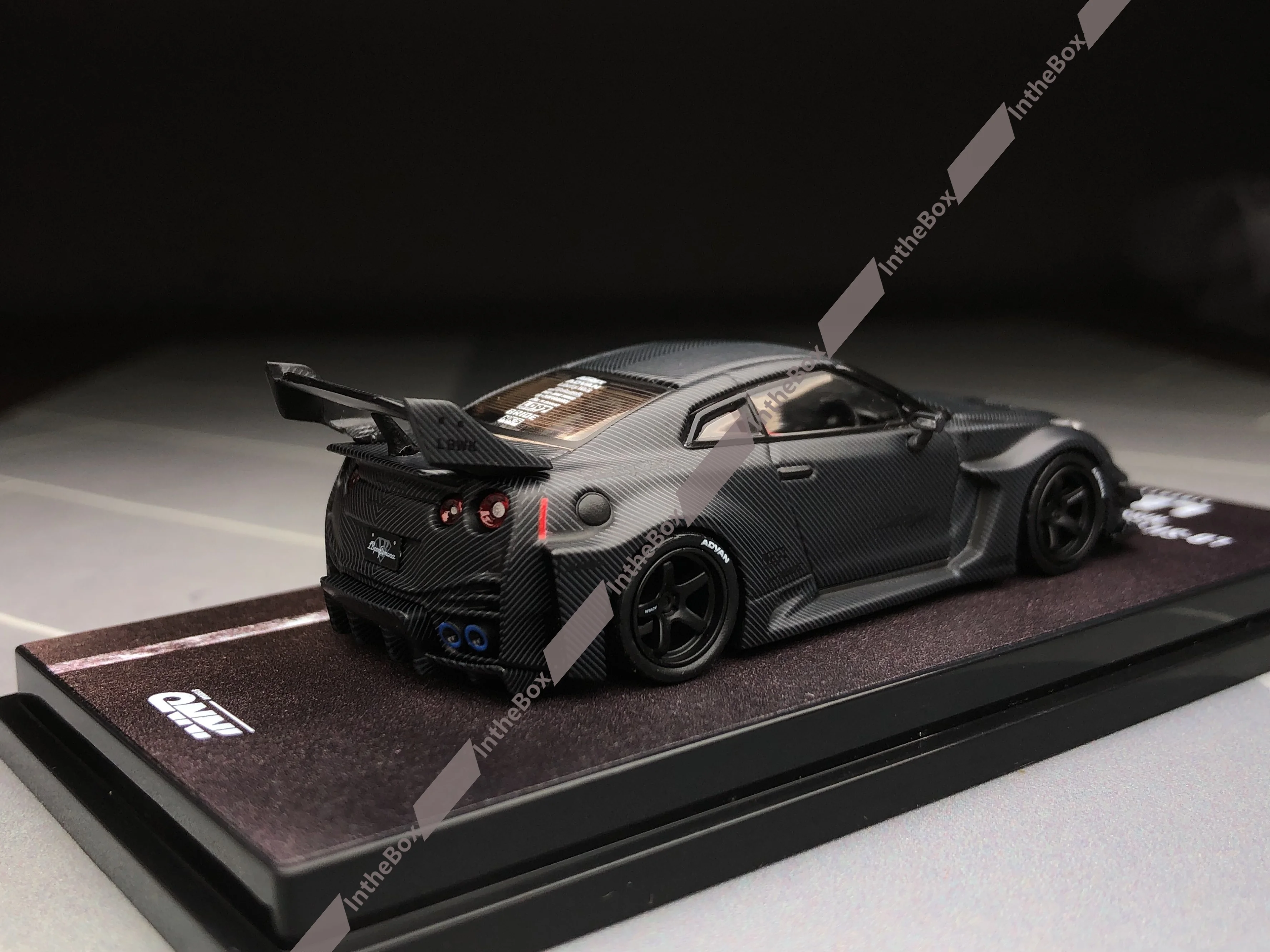 Inno Inno64 1:64 LB Silhouette GT 35GT-RR JDM LBWK Спортивная модель Литая под давлением автомобиля