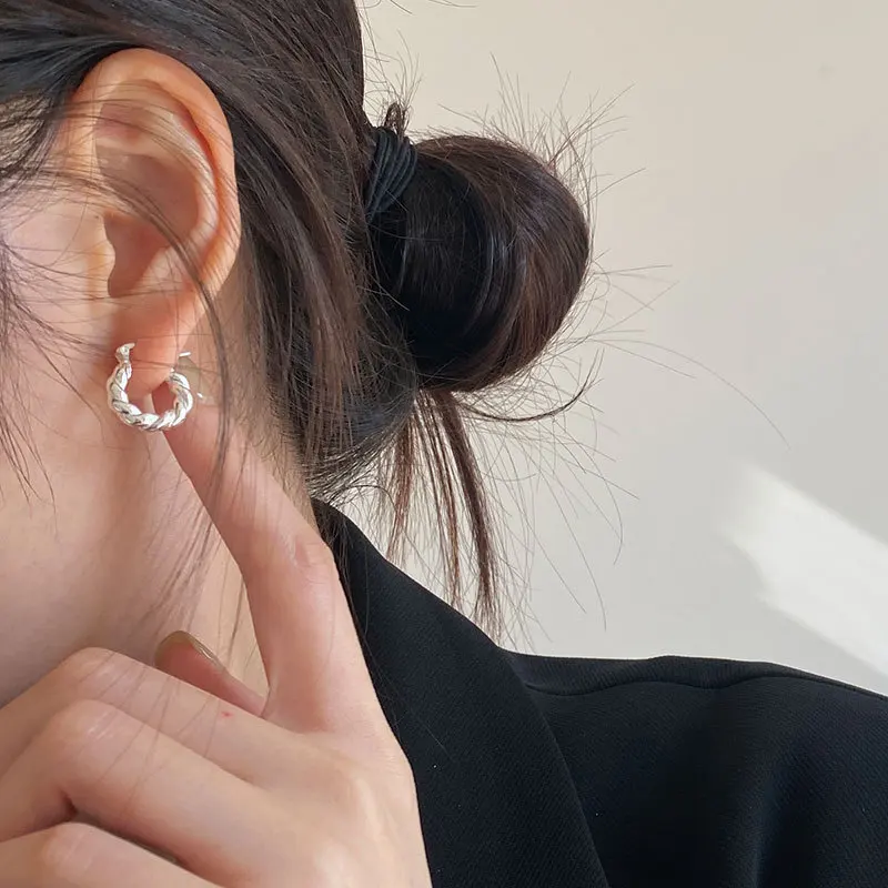 

Модные Простые витые круглые серьги из стерлингового серебра 925 пробы для женщин, серьги из серебра 925 пробы, ювелирные изделия, подвески, универсальные