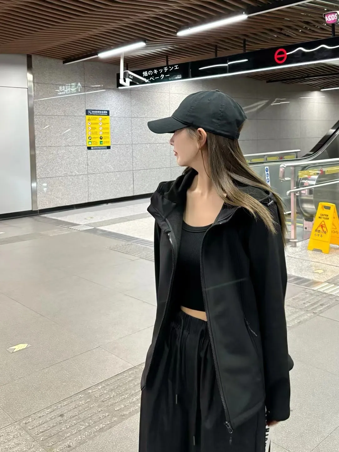 Yi Fashion 236 новая зимняя теплая верхняя одежда на молнии с капюшоном женская