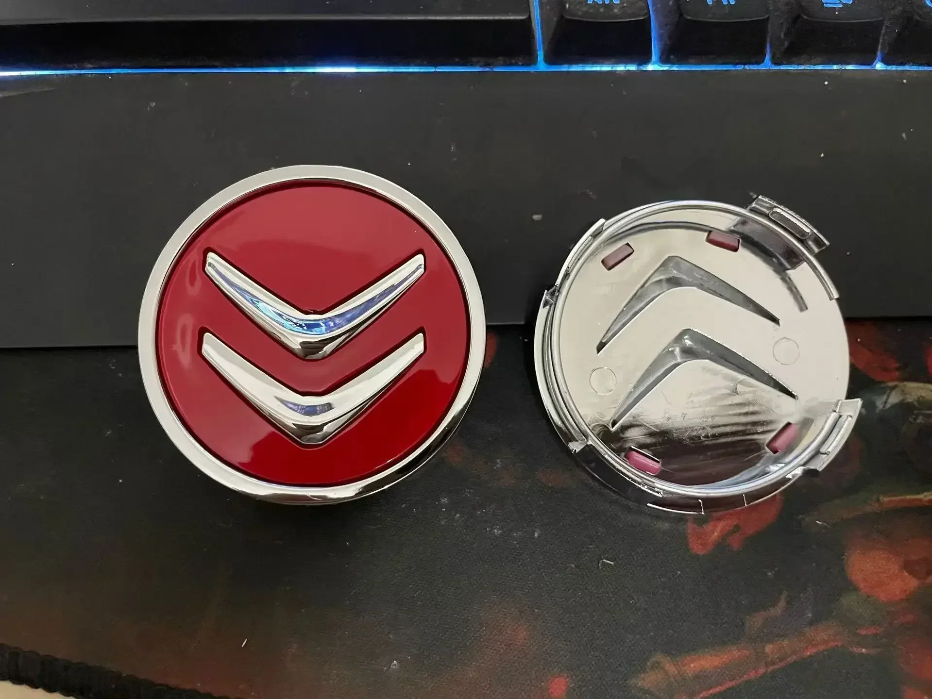 

4 шт. 60 мм колпаки для ступиц колес для Citroen C2 C3 C4 C5 C1 Elysee Berling Xsara Picasso Saxo Cactus DS3 DS4 DS6s аксессуары