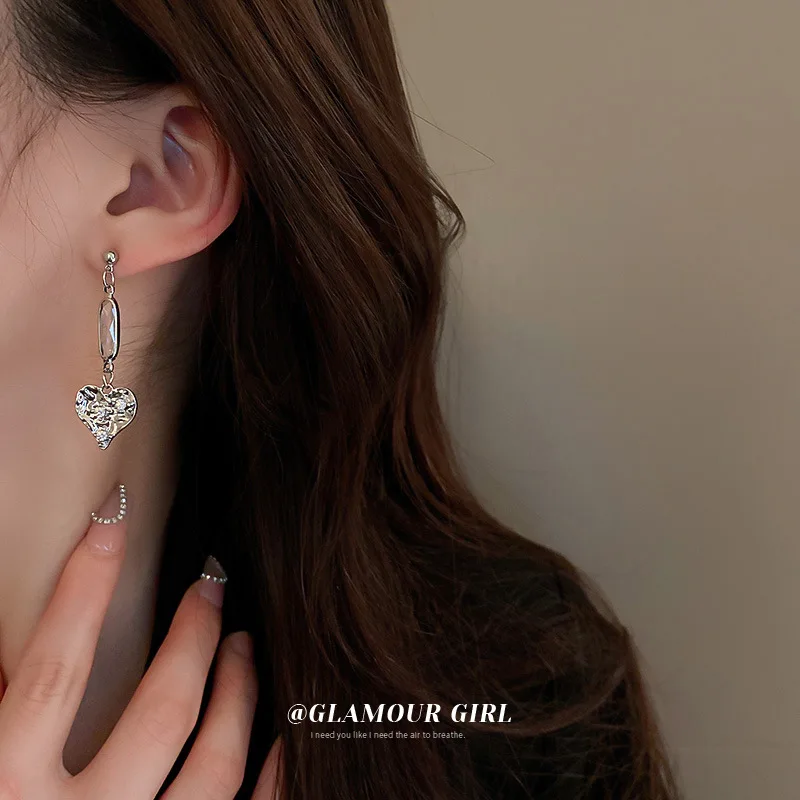 

925 Silver Needle Korean INS Small Fragrance Asymmetrical Zircon Inlaid Diamond Heart Minority Cold Wind Girl Earrings