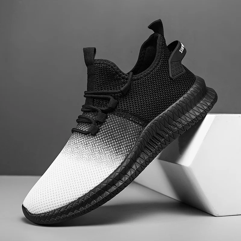 Summer New Men Shoes Fashion Running Shoes Lightweight Breathable Casual Shoes Gradient Color Trend Walking Jogging Shoes