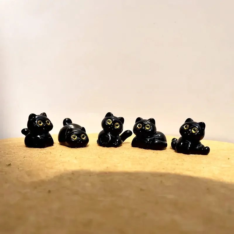 

Миниатюрные фигурки черного кота из смолы для декора