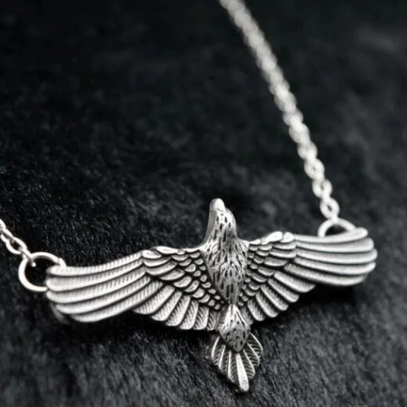 

Men's Fashion Vintage Eagle Pendant Necklace Casual Street Viking Biker Party Jewelry Gift