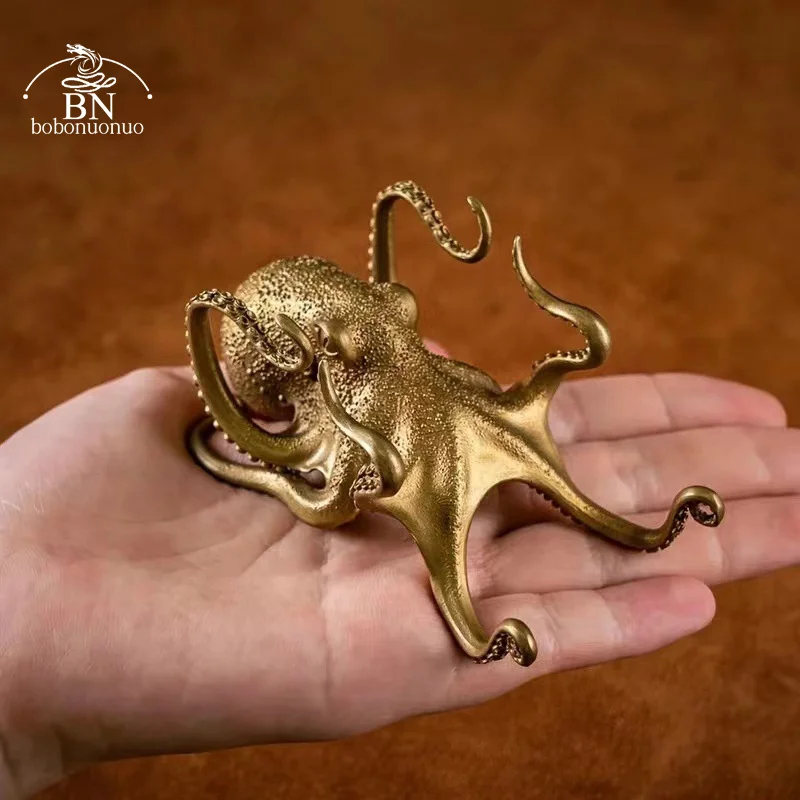 Metal Octopus Cuttlefish Figurines Statue Desk Stand for Phone Bracket Pen Spectacles Holder Car Ornaments Home Decor Decoration