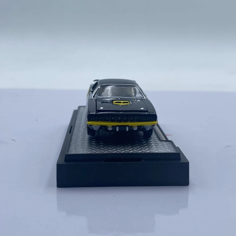 Фото M2 Машины, литье под давлением, масштаб 1:64, 1971, Plymouth HEMI Cuda, сплав, имитация модели автомобиля, коллекция, дисплей, игрушка, подарок, орнамент №4