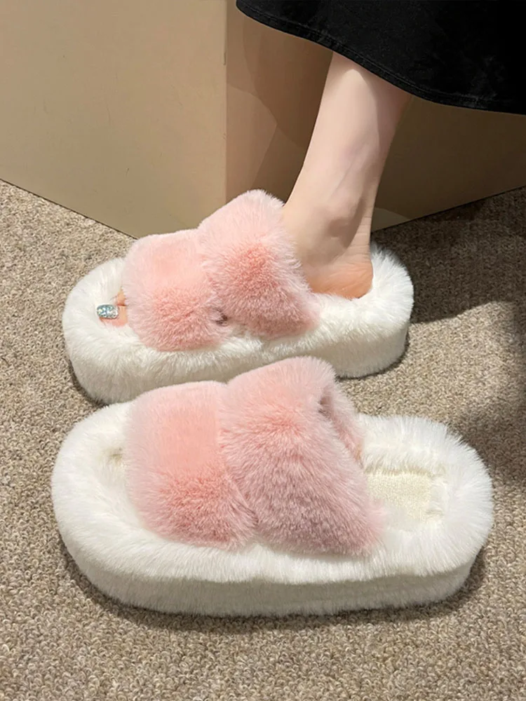 

Шлепанцы женские с мехом, повседневные зимние тапочки из флока, на средней платформе, Роскошная мягкая обувь на плоской подошве, модель 2023