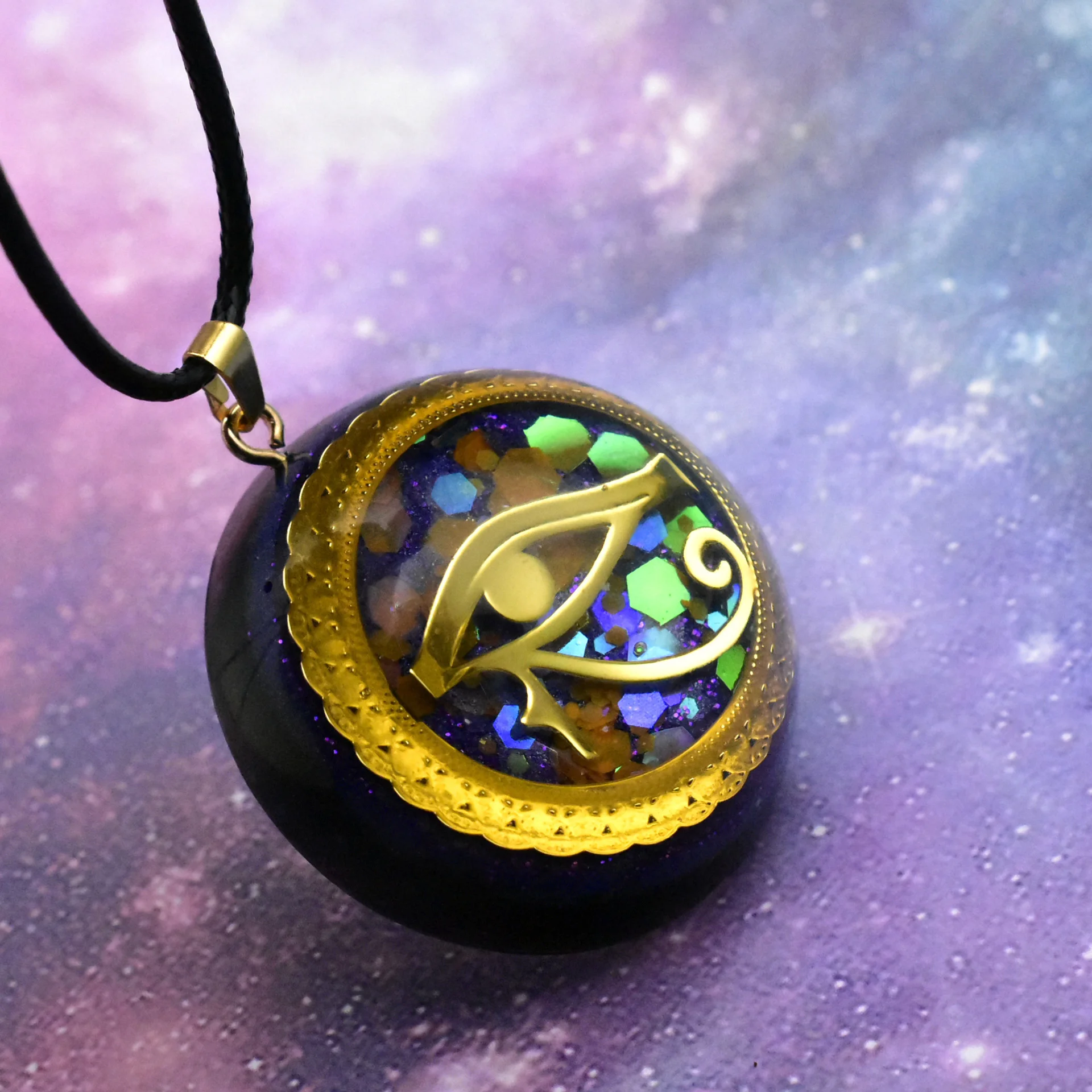 

Pendant Horus Augen Eye Rune Orgonite Natural Crystal Seven Chakra Drop Gel Pendant Luminous Gravel Crystal stone