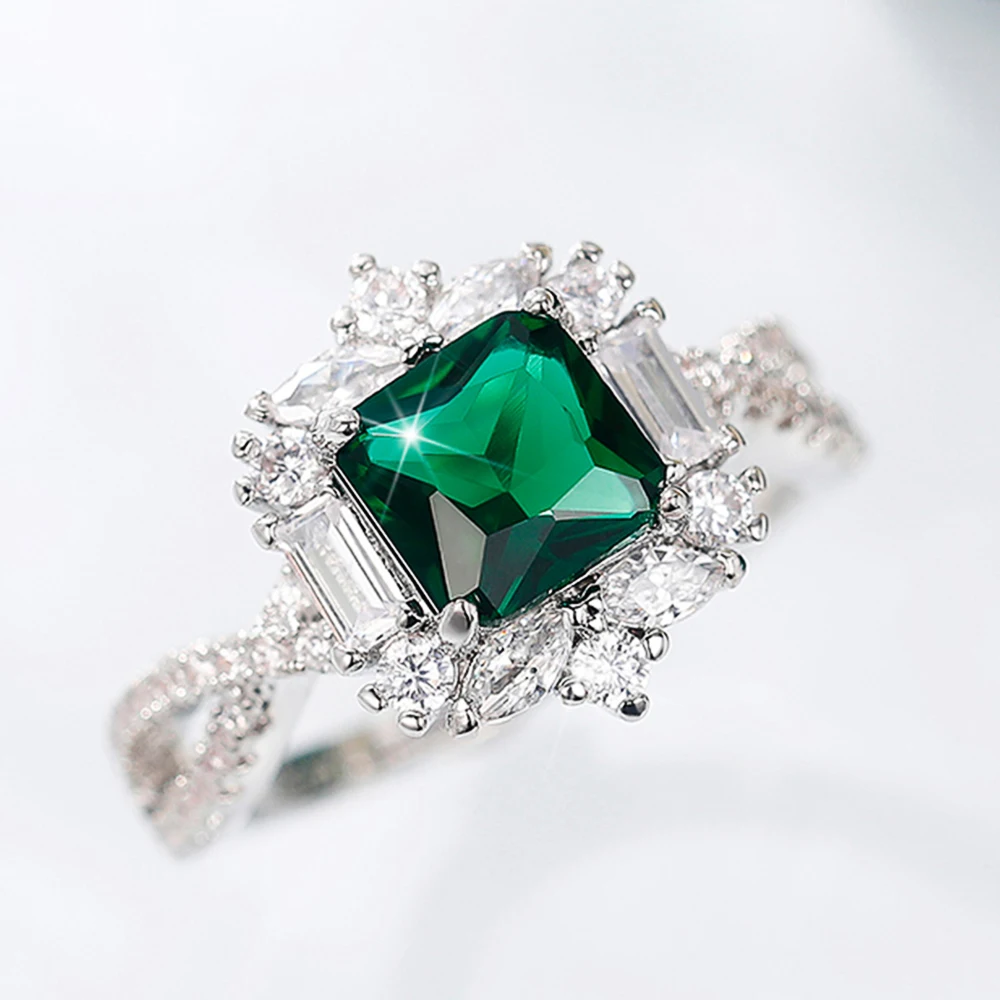 

Sparkling Green CZ Wedding Bands Women's Rings Silver Color Fashion Luxury Engagement Anniversary Trendy Jewelry Gifts