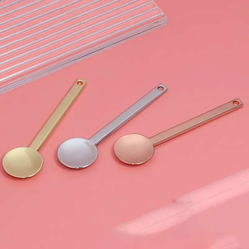 

Round Metal Cosmetic Spoon Spatulas Makeup Stick Scoop For Facial Cream Cosmetic Dispense Spoon Reuseable DIY Beauty Tool
