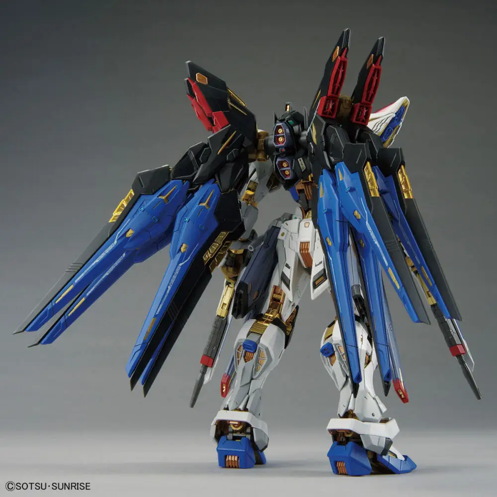 Фото Оригинальная фигурка Bandai MGEX ZGMF-X20A Strike Freedom Gundam, в наличии, аниме-модель Kidou Senshi Gundam, коллекционная игрушка в коробке №5