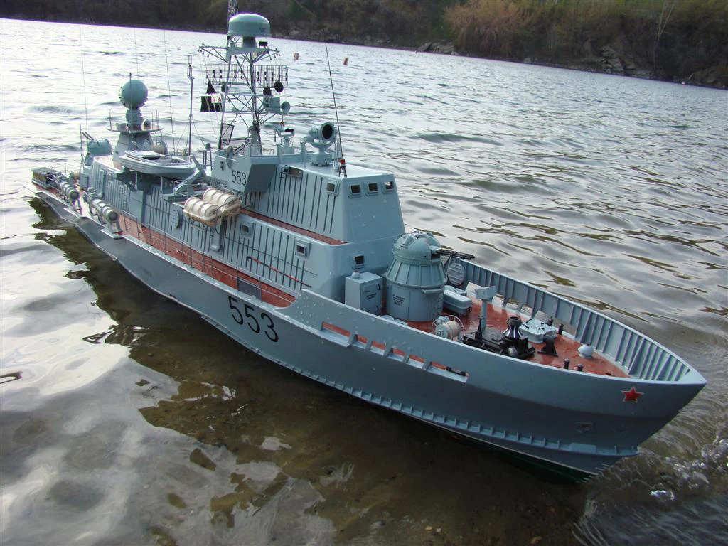 Сборная модель пограничного сторожевого катера ПСКР-205П радиоуправляемая