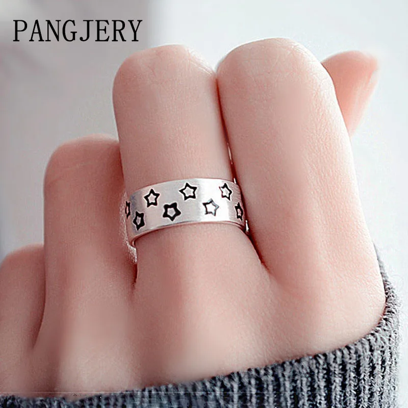 

Кольцо женское из серебра 925 пробы со звездами