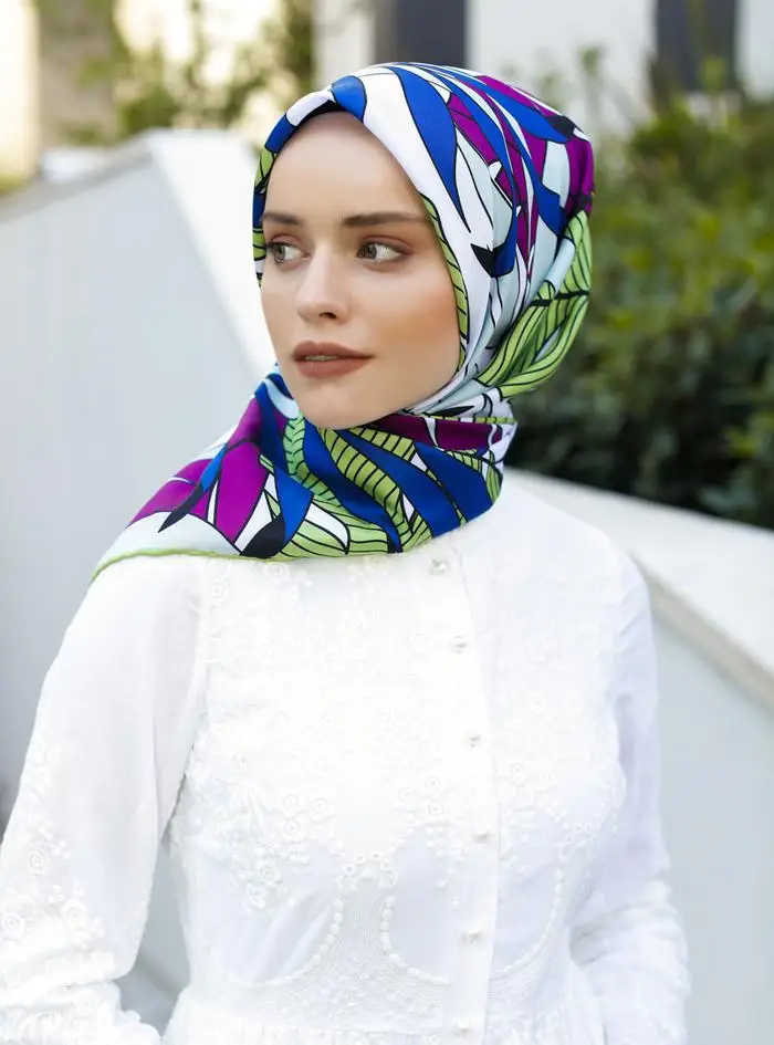 

WOMEN HIJAB TWİLL SCARF KERCHIEF COLORFUL LEAF