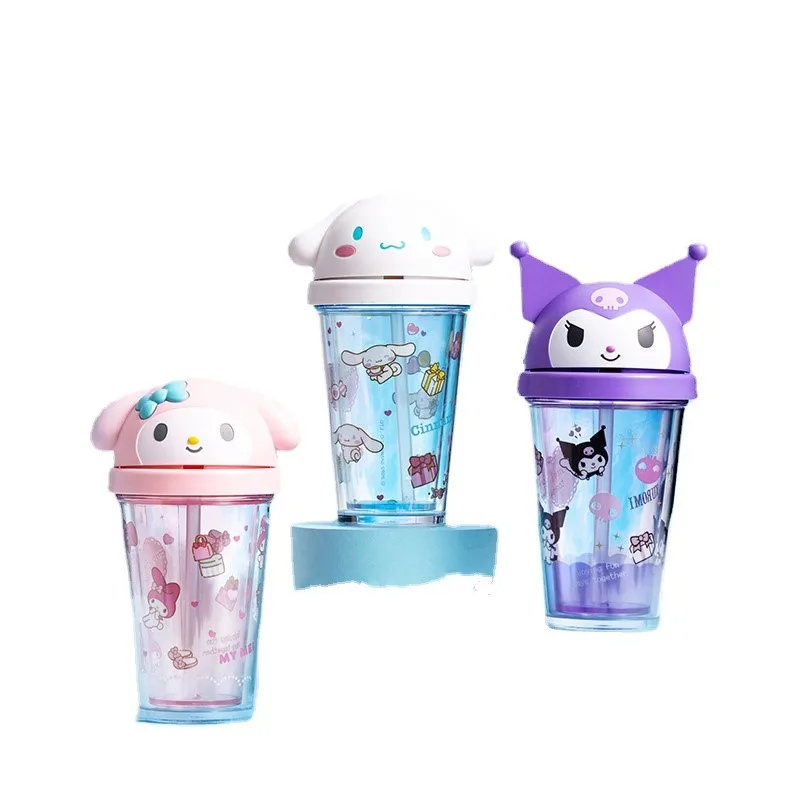 

Sanrio's new cute Yugui dog Kulomi мультяшная пластиковая соломенная чашка, чашка для воды, ручная чашка, чашка для девочек, портативная чашка для тела 320 мл