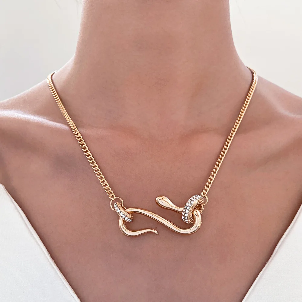 

S3411 Fashion Jewelry For Women Snake Pendant Necklace Rhinestone Choker Chain Necklaces