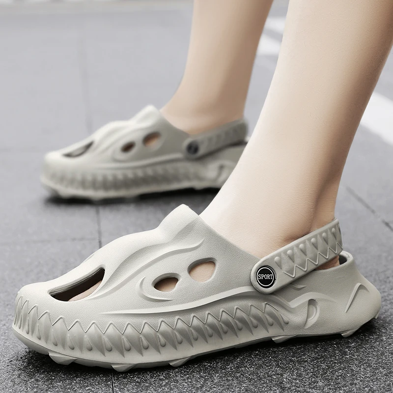 Unisex Summer Outdoor Sandals Men Fashion Platform Slippers Women Beach Eva Sole Slide Sandal Clogs